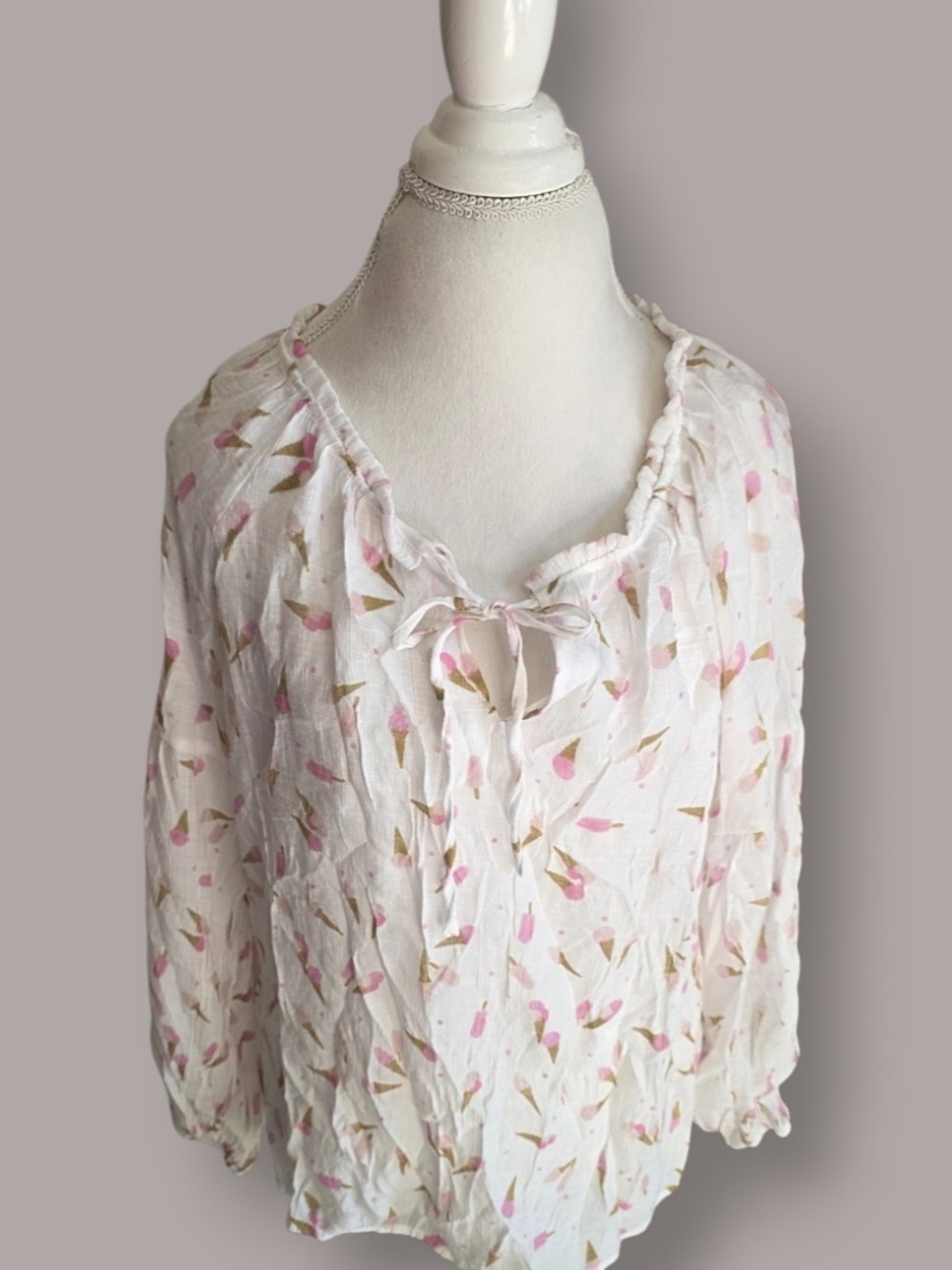 🍦 Zac & Rachel White Blouse with Pink and Tan Floral Print